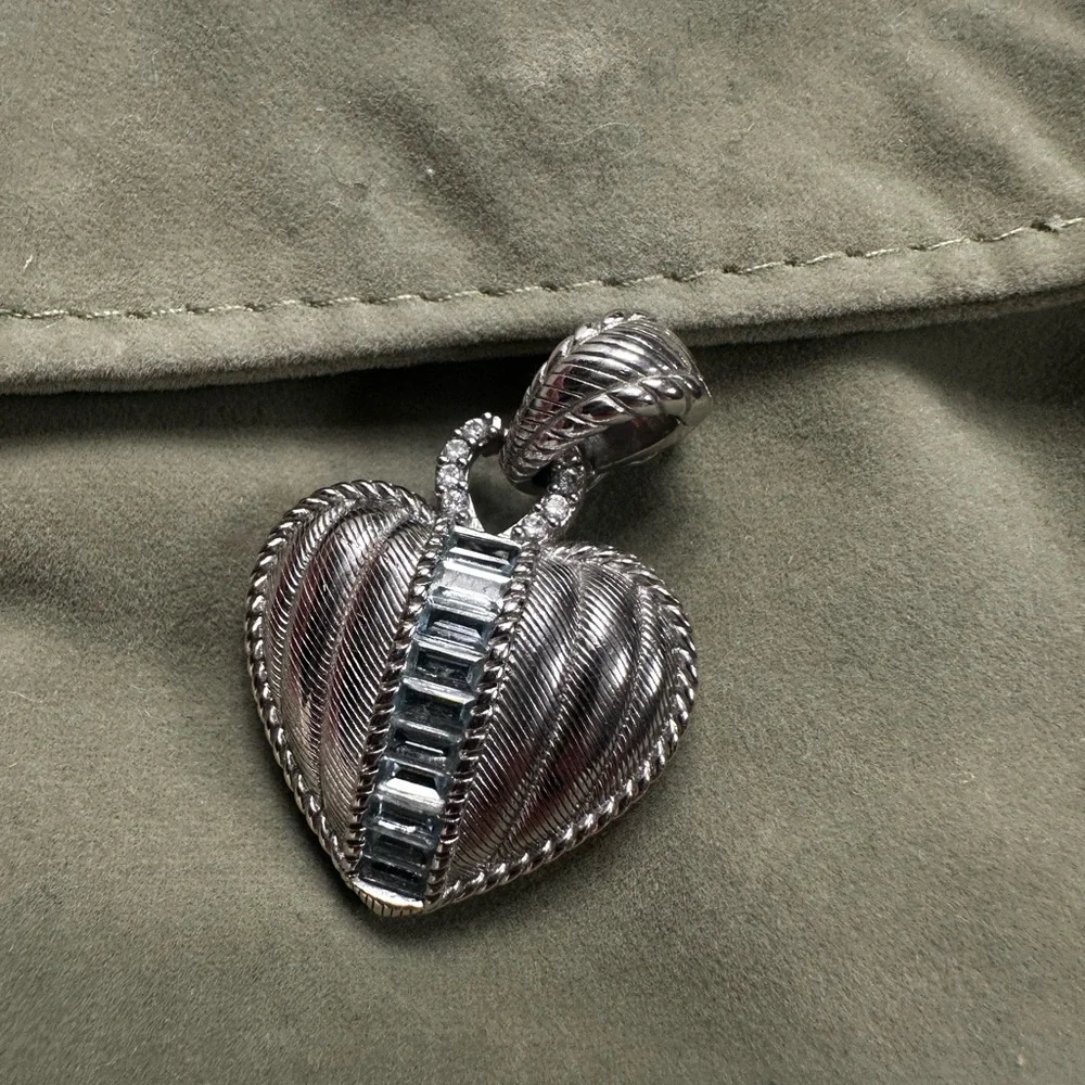 Judith Ripka Silver Heart Pendant with Blue Aquamarine stones - Picture 5 of 5